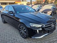 Gebraucht Mercedes E220 194 PS (142 kW) 2021 Schwarz Limousine