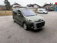 Gebraucht Peugeot Partner Tepee 109 PS (80 kW) 2009 Grün Van / Kleinbus