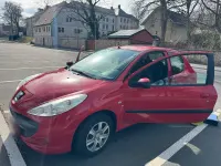 Gebraucht Peugeot 206+ 65 PS (47 kW) 2010 Rot Kleinwagen