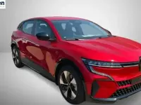 Gebraucht Renault Megane E-Tech 161 kW (220 PS) 2023 Rot Limousine