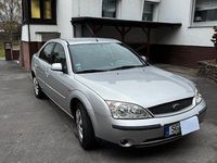 Gebraucht Ford Mondeo Trend 125 PS (91 kW) 2002 Silber Limousine