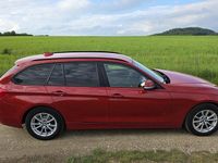 Gebraucht BMW 320 Advantage 190 PS (139 kW) 2019 Rot Kombi