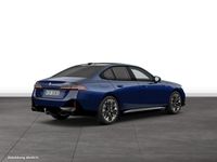 Gebraucht BMW 550e Comfort Edition 489 PS (359 kW) 2025 Limousine
