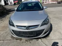 Gebraucht Opel Astra Selection 110 PS (80 kW) 2014 Silber Kombi