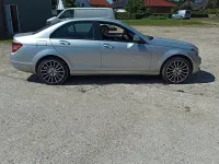 Gebraucht Mercedes C180 156 PS (114 kW) 2007 Silber Limousine