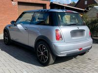 Usata Mini ONE 90 CV (66 kW) 2006 Argento Utilitaria