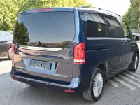 Gebraucht Mercedes V220 Edition 163 PS (119 kW) 2017 Blau Van / Kleinbus