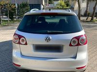 Second-hand VW Golf VII 105 CP (77 kW) 2012 Argintiu Hatchback