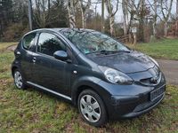 Gebraucht Toyota Aygo 69 PS (50 kW) 2007 Grau Kleinwagen