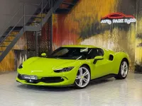Gebraucht Ferrari 296 829 PS (609 kW) 2024 Grün Coupé