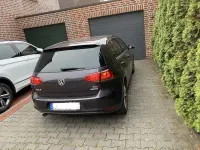 Gebraucht VW Golf VII LOUNGE 110 PS (80 kW) 2015 Schwarz Limousine