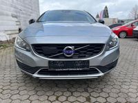 Gebraucht Volvo V60 CC 150 PS (110 kW) 2016 Silber Kombi