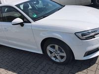 Gebraucht Audi A3 Sportback e-tron 204 PS (150 kW) 2020 Weiß Kleinwagen