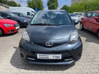 Gebraucht Toyota Aygo Cool 68 PS (50 kW) 2014 Grau Kleinwagen