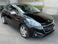 Gebraucht Peugeot 208 Style 82 PS (60 kW) 2016 Schwarz Kleinwagen