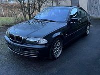 Gebraucht BMW 325 Performance 190 PS (139 kW) 2001 Schwarz Limousine