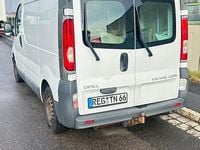 Gebraucht Opel Vivaro 114 PS (83 kW) 2012 Weiß Van / Kleinbus