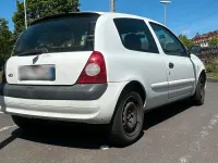 Occasion Renault Clio II 60 ch (44 kW) 2003 Blanc Citadine