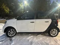 Usata Smart ForFour 52 CV (38 kW) 2017 Bianco Utilitaria