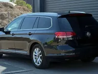 Gebraucht VW Passat Comfortline 120 PS (88 kW) 2017 Schwarz Kombi