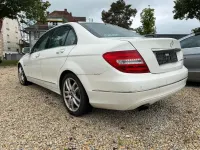 Gebraucht Mercedes C180 156 PS (114 kW) 2012 Weiß Limousine