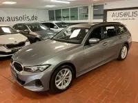Gebraucht BMW 320 Basis 190 PS (139 kW) 2023 Grau Kombi