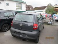 Gebraucht VW Fox 54 PS (39 kW) 2010 Schwarz Kleinwagen