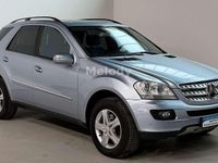 Gebraucht Mercedes ML320 224 PS (164 kW) 2007 Blau SUV
