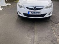 Gebraucht Opel Astra 140 PS (102 kW) 2012 Weiß Limousine