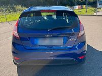 Gebraucht Ford Fiesta 75 PS (55 kW) 2016 Blau Kleinwagen