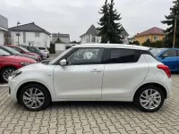 Gebraucht Suzuki Swift Comfort 83 PS (61 kW) 2023 Weiß Limousine
