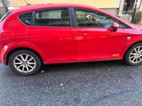 Gebraucht Seat Leon 105 PS (77 kW) 2012 Rot Limousine