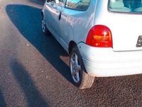 Second-hand Renault Twingo 75 CP (55 kW) 2006 Argintiu Hatchback