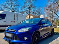 Gebraucht Ford Focus ST-Line 125 PS (91 kW) 2014 Blau Limousine