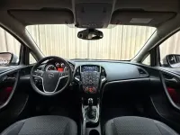 Gebraucht Opel Astra Edition 111 PS (81 kW) 2016 Grau Kombi