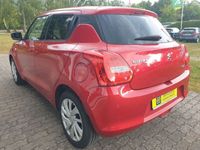 Gebraucht Suzuki Swift Comfort 83 PS (61 kW) 2021 Rot Kleinwagen