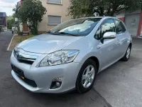 Gebraucht Toyota Auris Hybrid Life 99 PS (72 kW) 2011 Silber Limousine