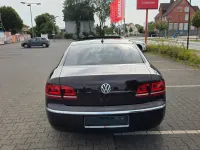 Gebraucht VW Phaeton 245 PS (180 kW) 2015 Violet Limousine