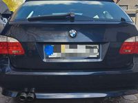 Gebraucht BMW 525 197 PS (144 kW) 2009 Blau Kombi