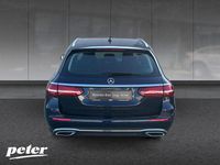 Gebraucht Mercedes E220 Avantgarde 200 PS (147 kW) 2022 Metalliclack nautikblau Kombi
