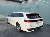 Gebraucht VW Passat Business 150 PS (110 kW) 2024 Weiß Van / Kleinbus