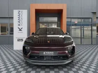 Second-hand Porsche Macan 4 Electric 300 kW (408 CP) 2024 Maro SUV