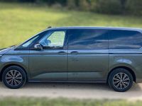 Gebraucht VW Multivan 150 PS (110 kW) 2023 Grau Van