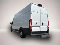 Gebraucht Peugeot Boxer Premium 165 PS (121 kW) 2022 Manufacturer Van
