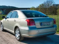 Gebraucht Toyota Avensis 129 PS (94 kW) 2006 Grün Limousine