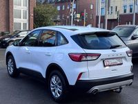 Używany Ford Kuga Cool & Connect 120 KM (88 kW) 2021 Biały SUV