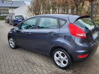 Gebraucht Ford Fiesta 82 PS (60 kW) 2009 Grau Kleinwagen