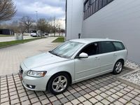 Gebraucht Volvo V50 Business Edition 177 PS (130 kW) 2011 Weiß Kombi