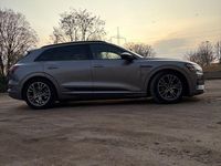Gebraucht Audi e-tron Sport 300 kW (408 PS) 2019 Grau SUV