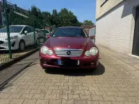 Gebraucht Mercedes C220 143 PS (105 kW) 2002 Rot Coupé